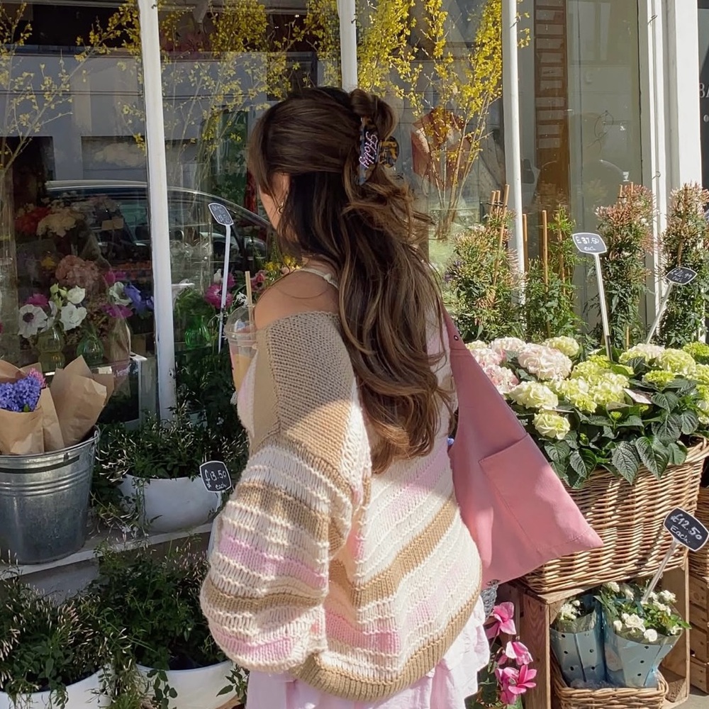 Y2K Neapolitan Stripe Off Shoulder Knit Sweater 🎀 - Picture 4 of 8